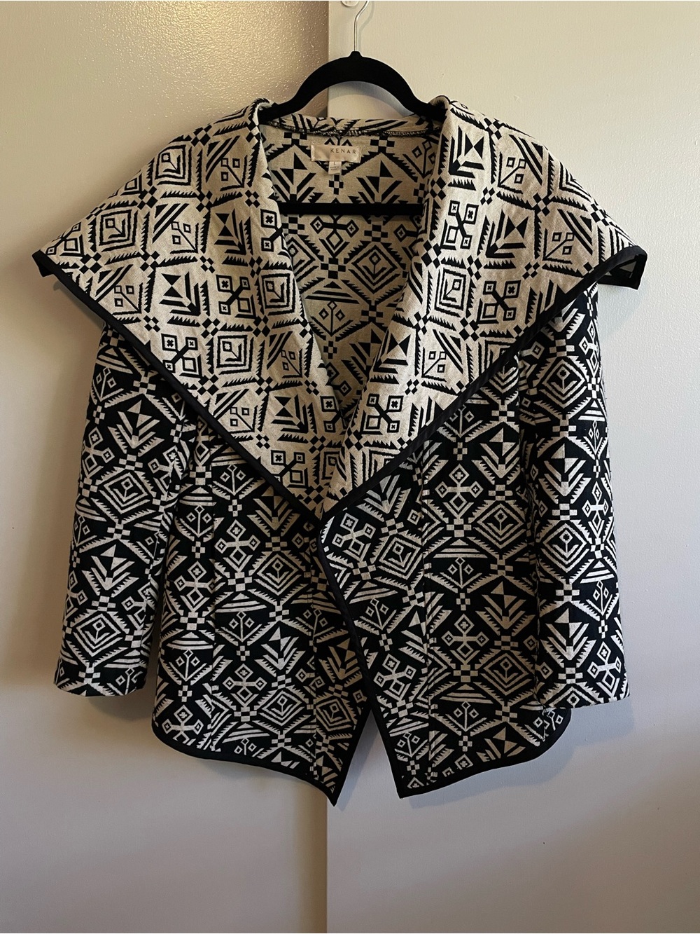 KENAR Black Cream Aztec Geometric Draped Open Front Jacquard Jacket Cardigan L